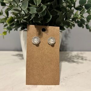 Elegant Swarovski Silver and Pearl Stud Earrings
